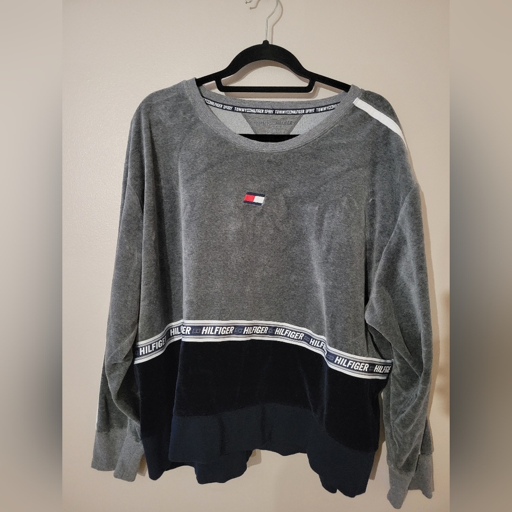 NWOT Tommy Hilfiger Sport Sweatshirt Size 2X